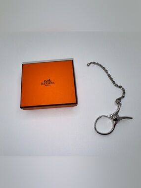 Hermès Filou Glove Clip Palladium w/ Chain & Box